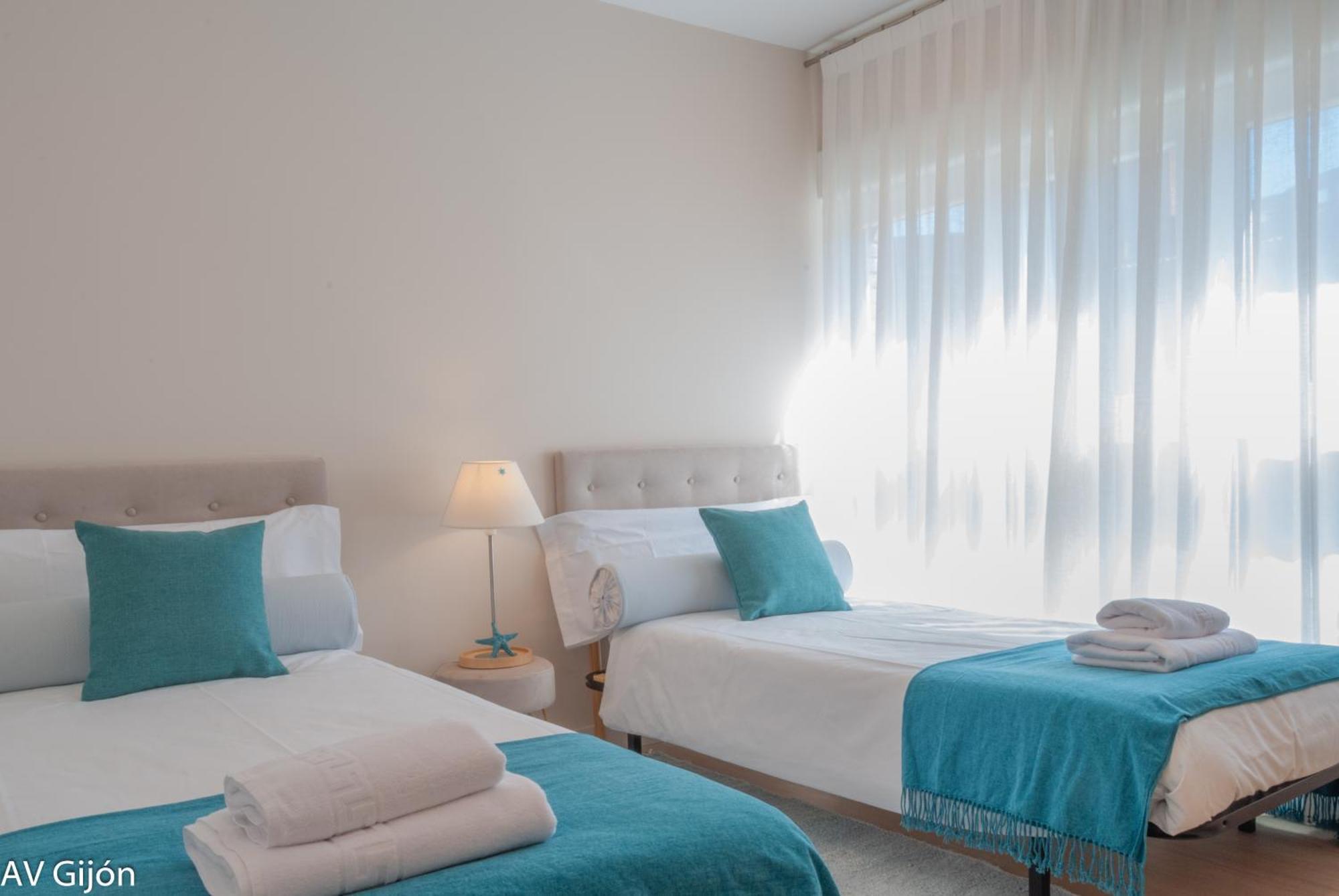Ferienwohnung Av Costa One Gijón Exterior foto